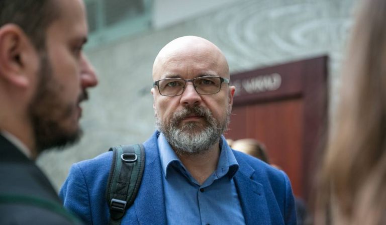 Un artist român, la un pas să devină rectorul Academiei de Arte din Cracovia