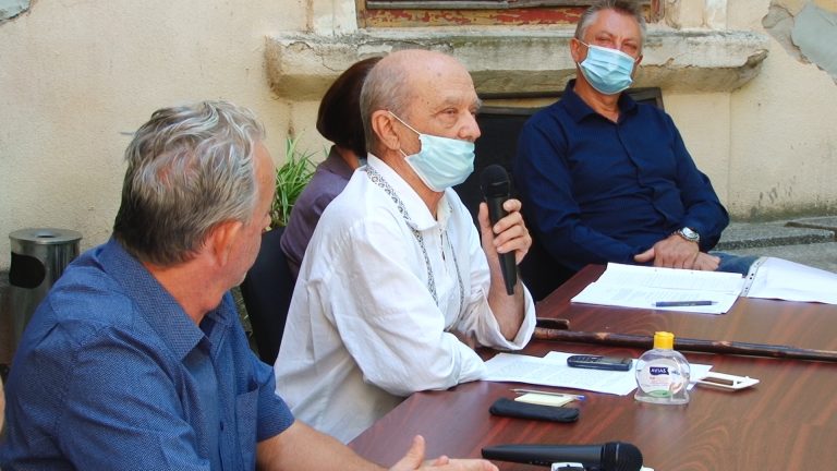 Traian Orban, o figură legendară din ,,Decembrie 1989”, de la Timișoara, a renunțat la șefia Memorialului Revolutiei! Doi intelectuali reputați vor conduce, de acum, instituția VIDEO