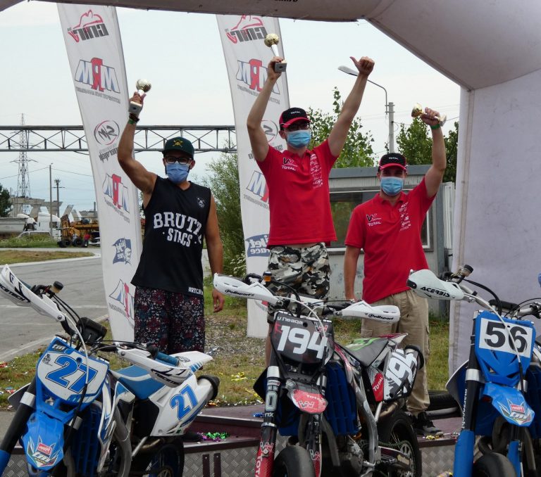 Vlad Neaga câștigă primele două etape ale CNIR Supermoto, clasa SOpen