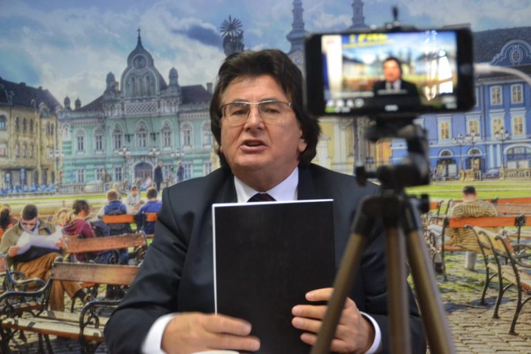 ,,Candidatura lui Fritz a fost pregătită de cineva, la nivel înalt, încă din 2017!” Așa susține Nicolae Robu, care a anunțat, oficial, că va candida la Primăria Timișoara, în 2024