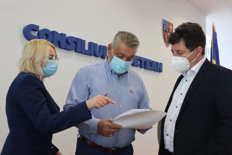 Curtea de Conturi: Aproape 60.000 de lei, cheltuiţi „necorespunzător” de CJ Arad pentru combaterea pandemiei