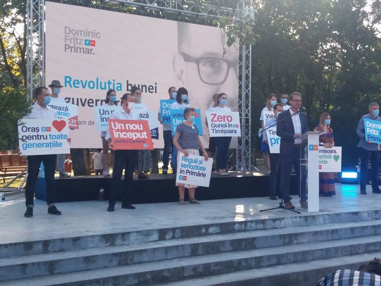 „Revoluţia unei bune guvernări” a fost lansată în parc, dar va aduce schimbări în Primărie