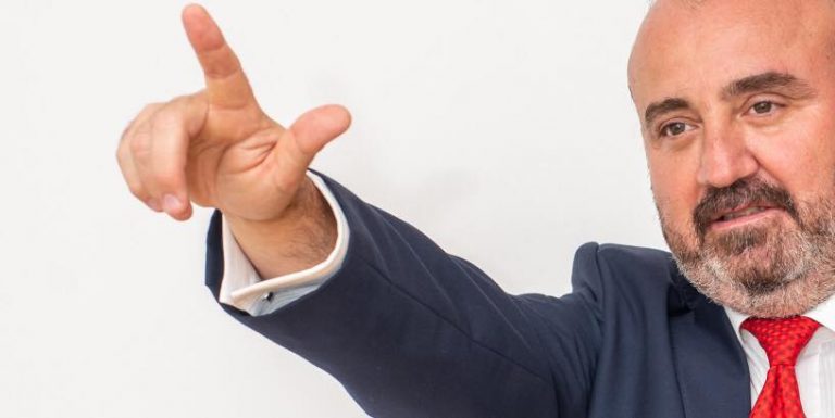 Adrian Orza se retrage din cursă