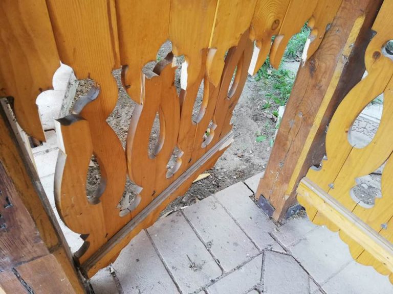 Teren de fotbal la Colonada din Buziaș FOTO