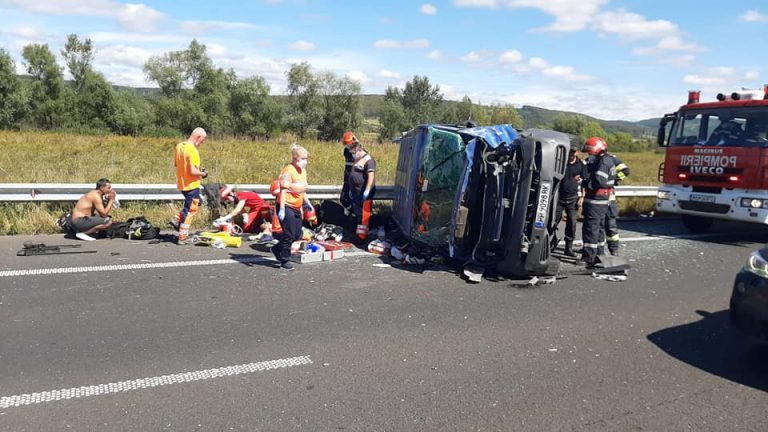 Accident grav pe autostrada Deva-Lugoj. O femeie însărcinată și-a pierdut viața FOTO