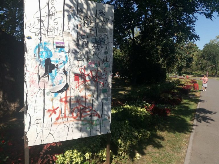 Panoul de onoare ori cel al rușinii în Parcul Botanic?! 