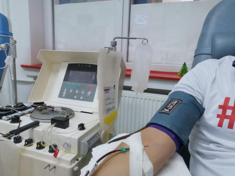 O infirmieră din Arad a donat de patru ori plasmă pentru tratarea pacienților cu COVID-19