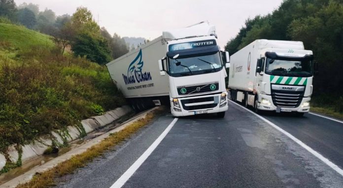 120699751_292124518654349_254268361410649884_n