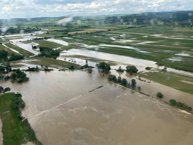 23 milioane lei pentru lucrările de apărare împotriva inundațiilor din municipiul Caransebeș