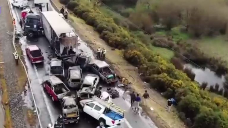 Accident în lanț pe autostradă. Sunt mai multe victime / Video