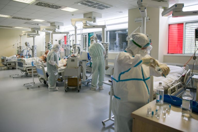 Situație dramatică în spitalele timișene: încă 4 morți și peste 60 de persoane la ATI