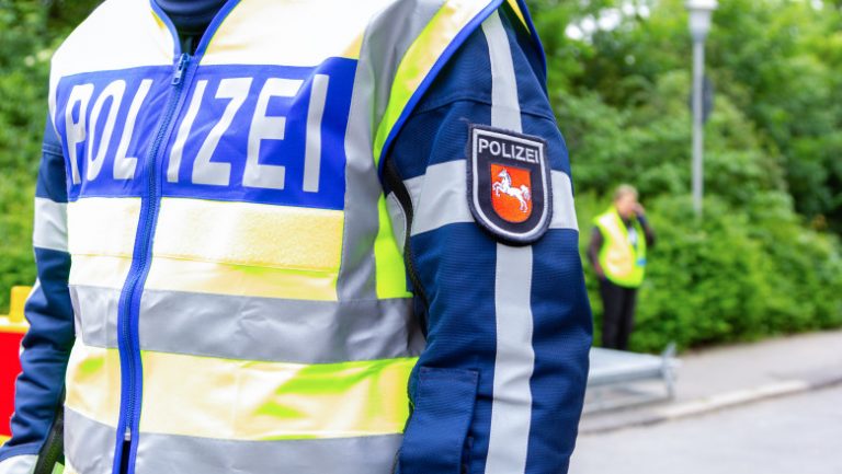 Poliția germană a arestat un „canibal”, după ce trecătorii au găsit oase umane într-un parc din Berlin