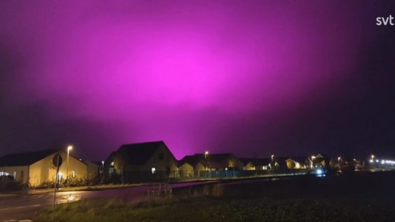 Fenomen straniu în orașul Trelleborg din Suedia: Cerul a devenit brusc violet