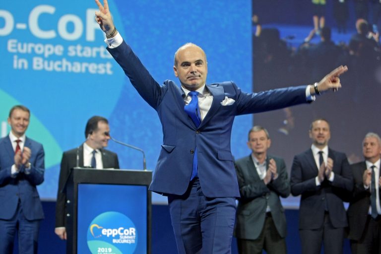 Rareș Bogdan, liderul rebeliunii împotriva lui Ludovic Orban! Acesta și secretarul general Sighiartău au încercat un puci la vârful PNL