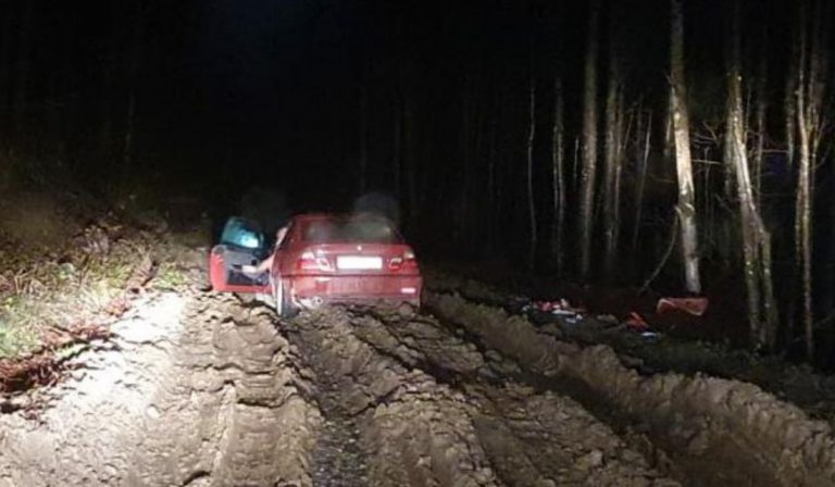 Cum a fost găsit un tânăr pe o șosea  din Banat, în noaptea de Anul Nou