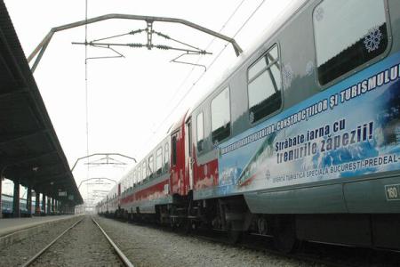 Traficul feroviar între Arad și Deva, întrerupt din cauza unei șine deformate