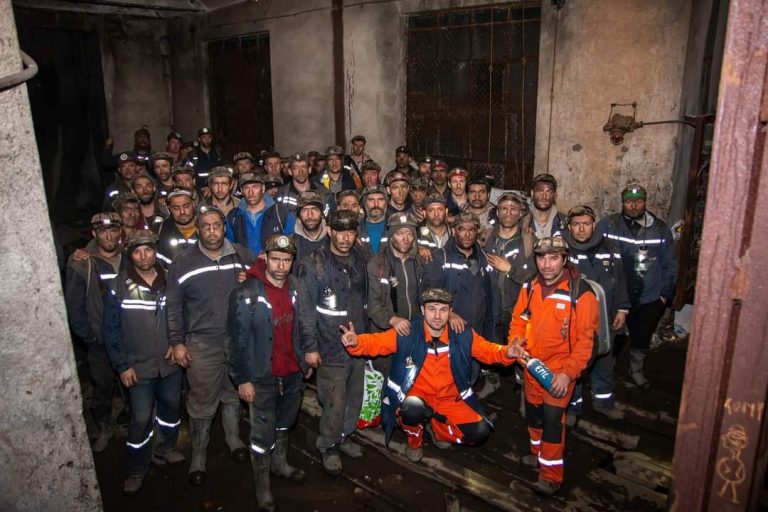 Minerii din Valea Jiului anunţă că vor continua protestele, însă nu în subteran