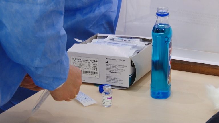O nouă tranșă de vaccin Pfizer BioNTech ajunge, astăzi, în România. Câte doze primește Timișoara