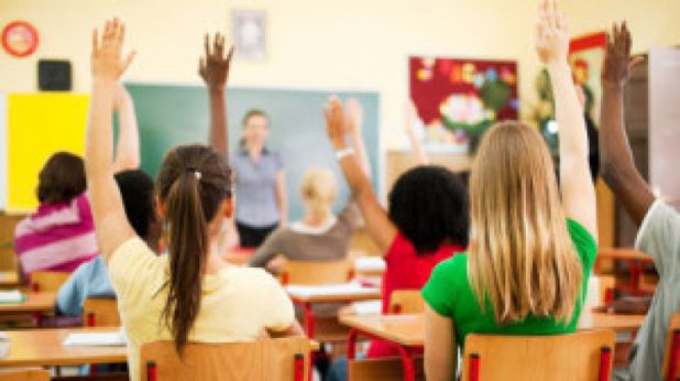 Profesori suspendați de la catedră pentru fapte reprobabile