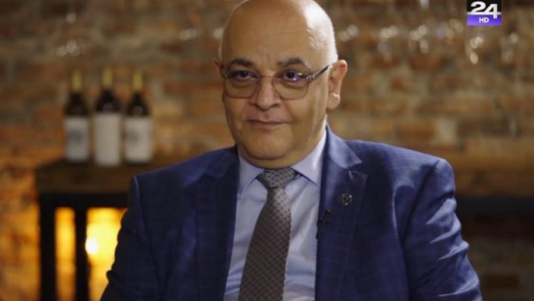 Arafat, despre Paște în 2021: Nimeni nu dorește limitarea activitaților religioase. Măsurile vor fi adaptate dacă se agravează situația