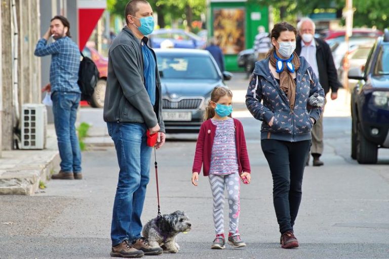 Pandemia, pe pantă descendentă în Timișoara și Timiș
