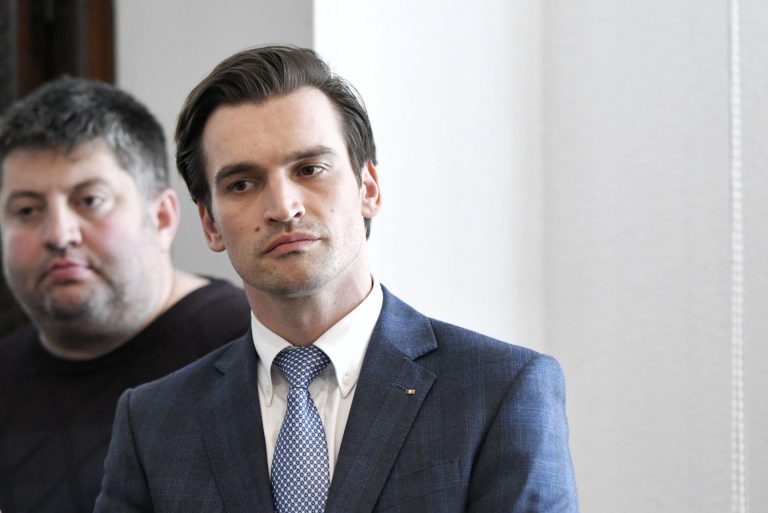 Secretar de stat în Ministerul Sănătății: „Reacțiile adverse au fost până acum, în România, comune și minore, cu o singură excepție”