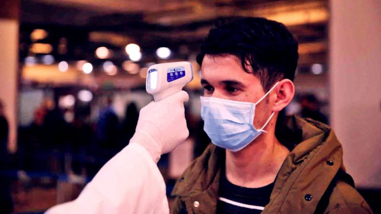 Afaceri pandemice. O primărie a cumpărat termometre de 33 de lei cu… 250 de lei bucata