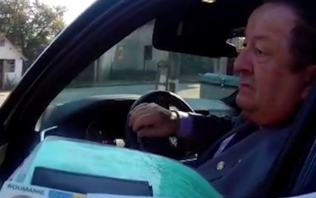 Cum a sfidat un parlamentar un agent de poliție, după ce a fost oprit în trafic VIDEO
