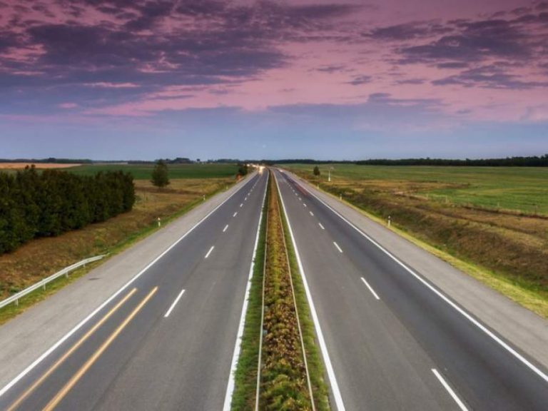 Limita de viteză pe Drumurile Expres în România va fi de 120 km/h