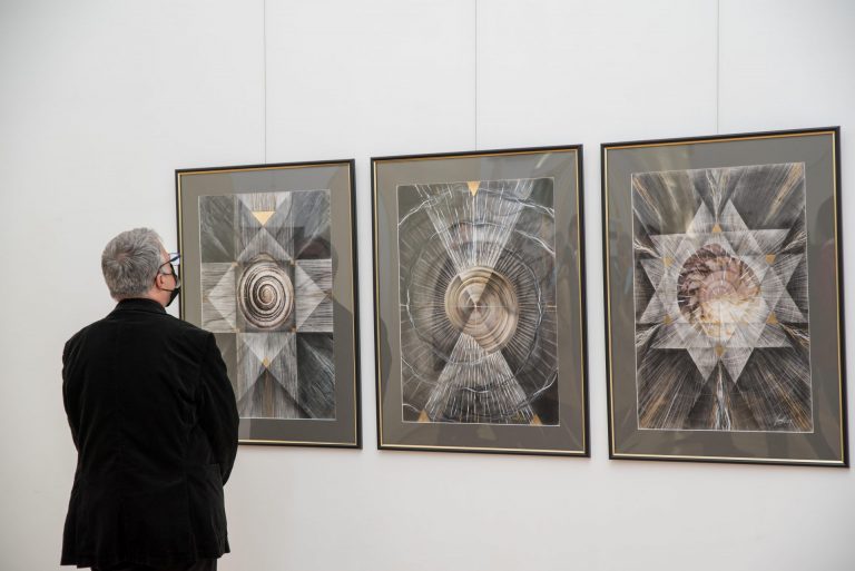 „Mă interesează mai mult ființa, omul, decât profilul artistic”