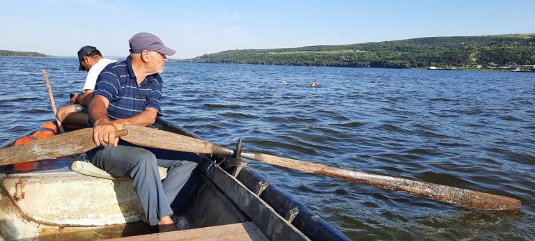 Aflată la pensie, o fostă timișoreancă stabilește recorduri la natație pe Dunăre FOTO-VIDEO