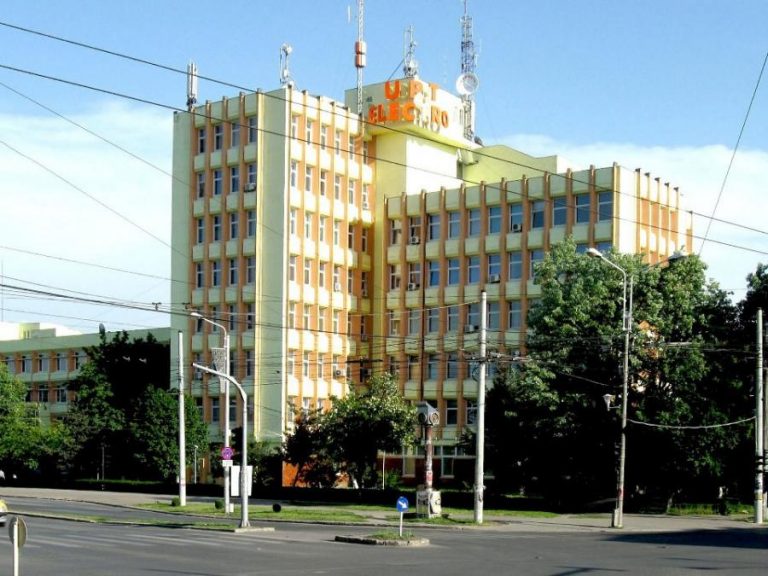Din lipsă de cadre didactice, Universitatea Politehnica Timișoara a adus specialiști din companii pentru a preda studenților