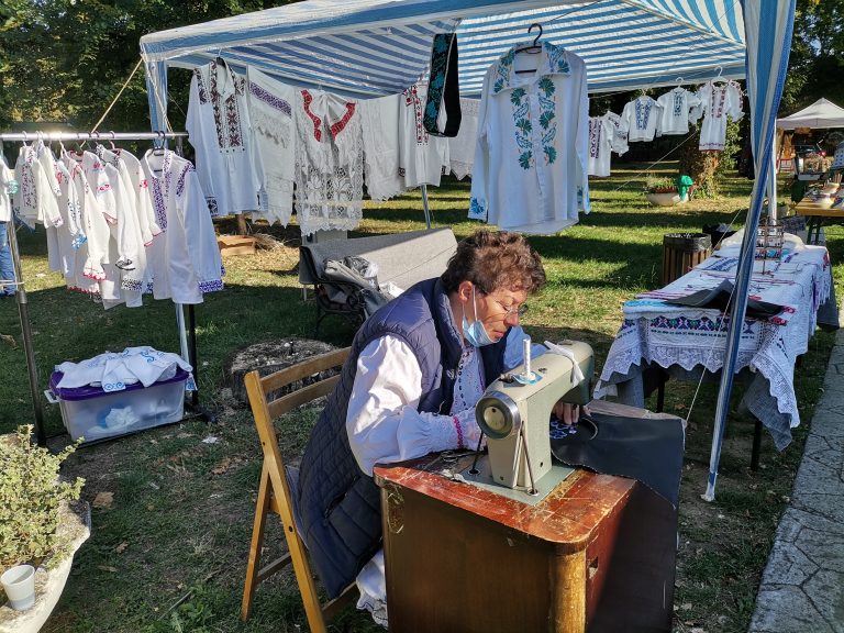 Târgul Meșterilor Populari, în variantă restrânsă din cauza pandemiei dar cu multe atracții