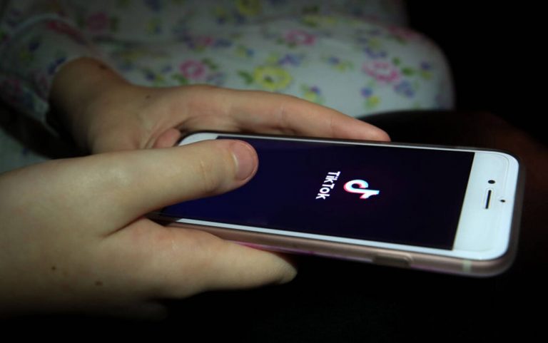 Moartea vine pe TikTok! Încă un copil a murit în urma unei aplicații lansate pe rețeaua respectivă