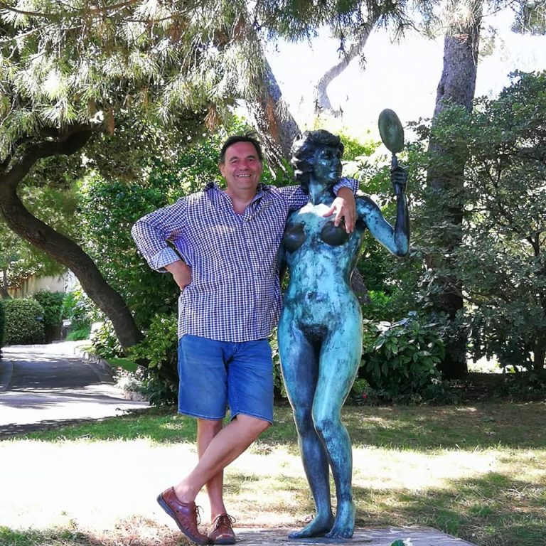 „Încă funcționează castrator jocurile de culise și combinațiile ezoterice”, interviu cu scriitorul și editorul Dan-Silviu Boerescu