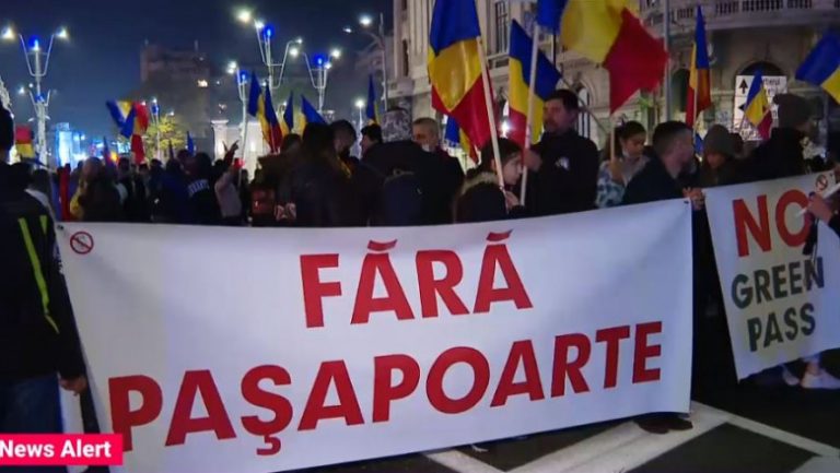 Românii protestează împotriva certificatului verde