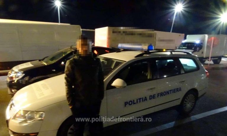Șofer bulgar, prin la vamă cu migranți în portbagaj
