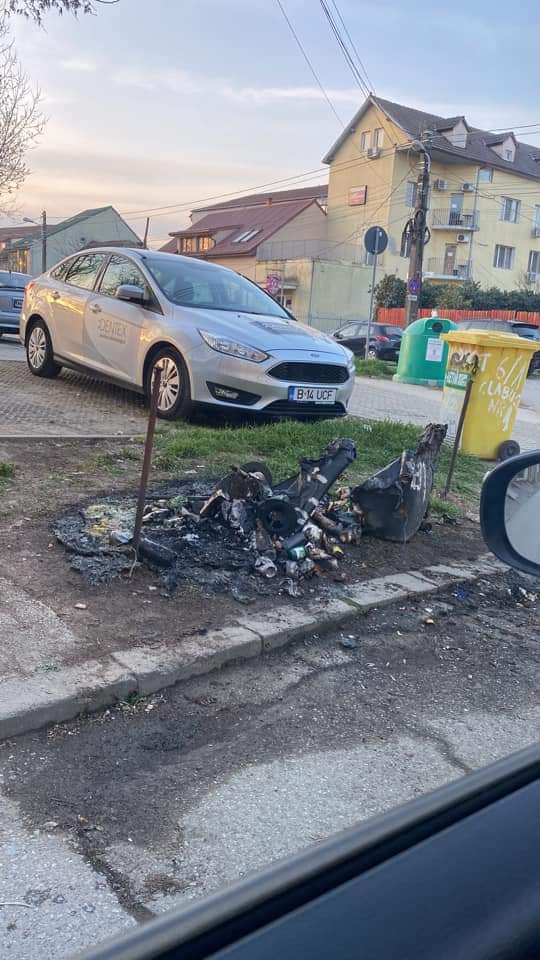 UPDATE: Piroman în Timișoara! A dat foc la 18 pubele de gunoi