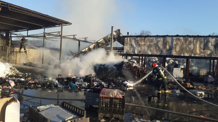 f70658d3-4c9d-4f05-961e-b44525f2366d