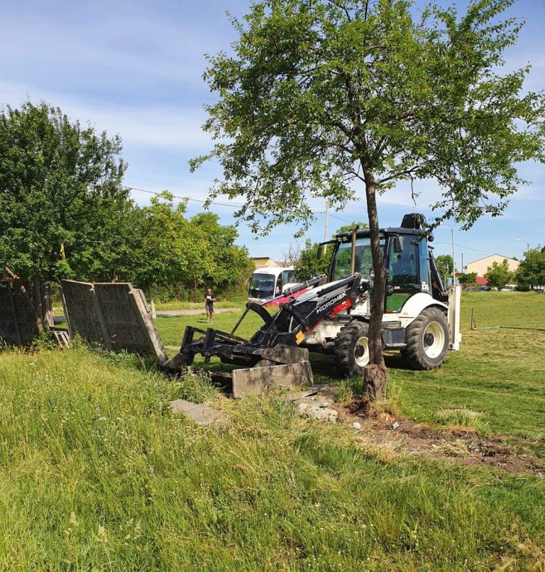 O bază sportivă abandonată din Timișoara are șansa să renască