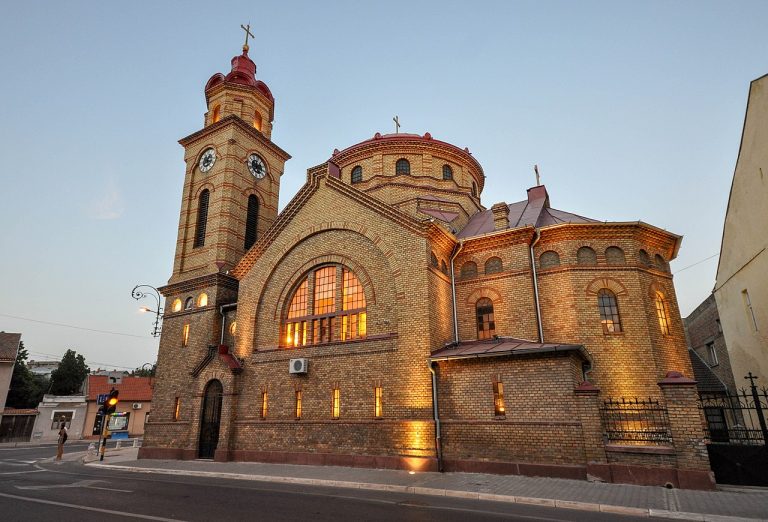 Catedrala Românească de la Vârșet, monument de dăinuire