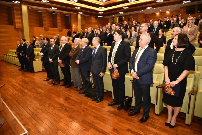 Gala Premiilor de Excelență 2022 la Universitatea Politehnica Timișoara VIDEO