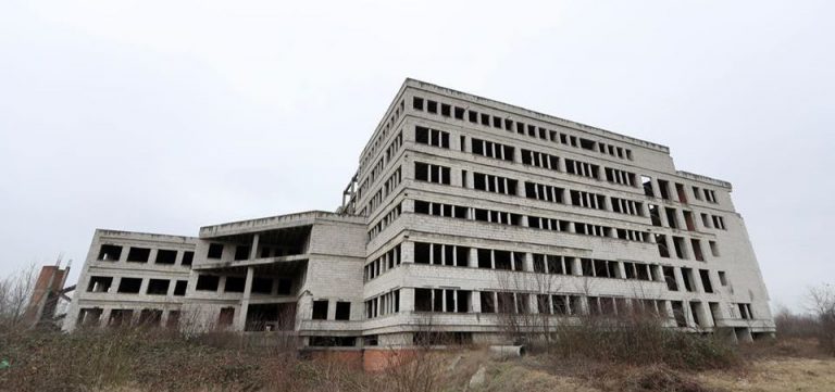 Spitalul-ruină de pe Calea Torontalului ar urma să fie demolat parțial! Peste 200 de milioane de euro vor fi investite într-un nou corp spitalicesc în zona amintită