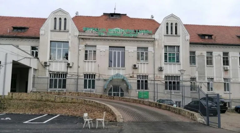 Un cunoscut medic ginecolog din Banat, condamnat la 3 ani de închisoare sub supraveghere pentru luare de mită