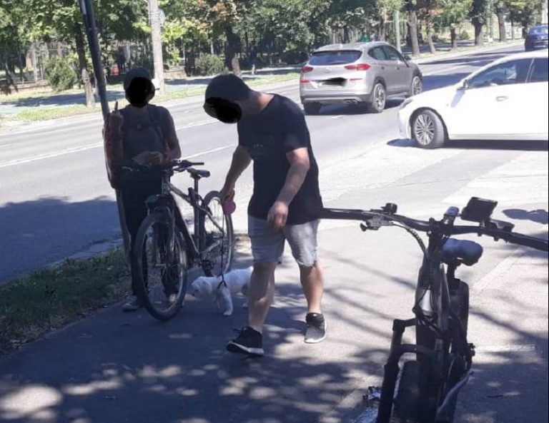 Acțiune a polițiștilor locali de conștientizare a necesității respectării regulilor de deplasare de către pietoni și bicicliști, în zona centrală a orașului