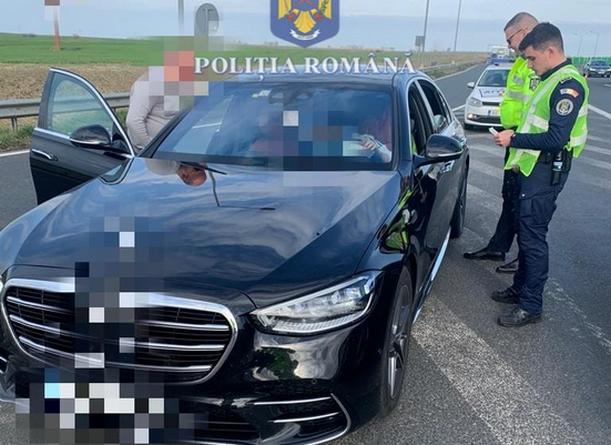 Ce-a pățit un șofer care ,,zbura” cu automobilul de lux pe autostrada A1, între Lugoj și Margina