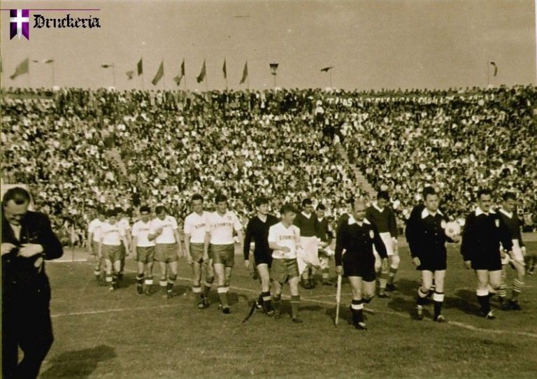 Legendarul stadion Dan Păltinișanu împlinește 60 de ani! Pe când vor fi capabile autoritățile locale să construiască un nou ,,Păltinișanu?”