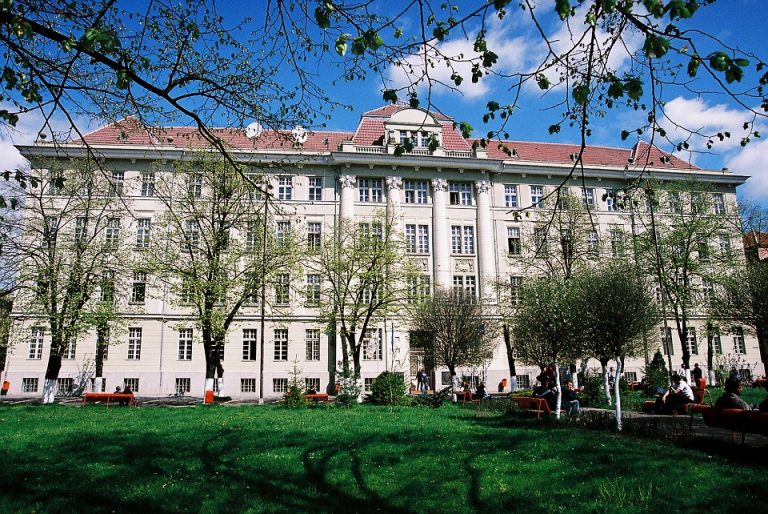 Interes major pentru profesia de medic!   Trei candidați pe un loc la Facultatea de Medicină Generală de la UMF ,,Victor Babeș” din Timișoara