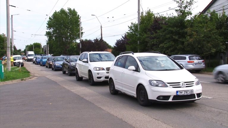A fost semnat contractul pentru extinderea la patru benzi a drumului prin Dumbrăvița | FOTO-VIDEO