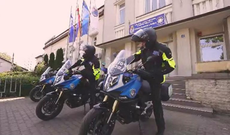Polițiștii locali din Timișoara ajung mai repede în zonele în care comunitatea are nevoie de ei! În dotarea lor au intrat trei motociclete noi performante